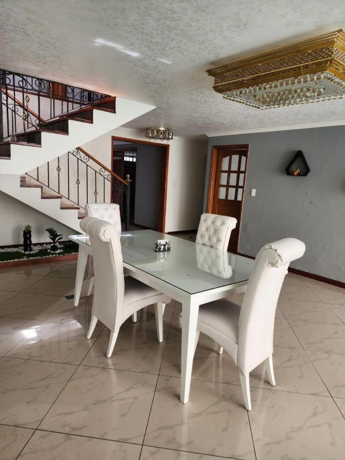 Hotel Boutique Deluxe Home Medellin Exterior photo
